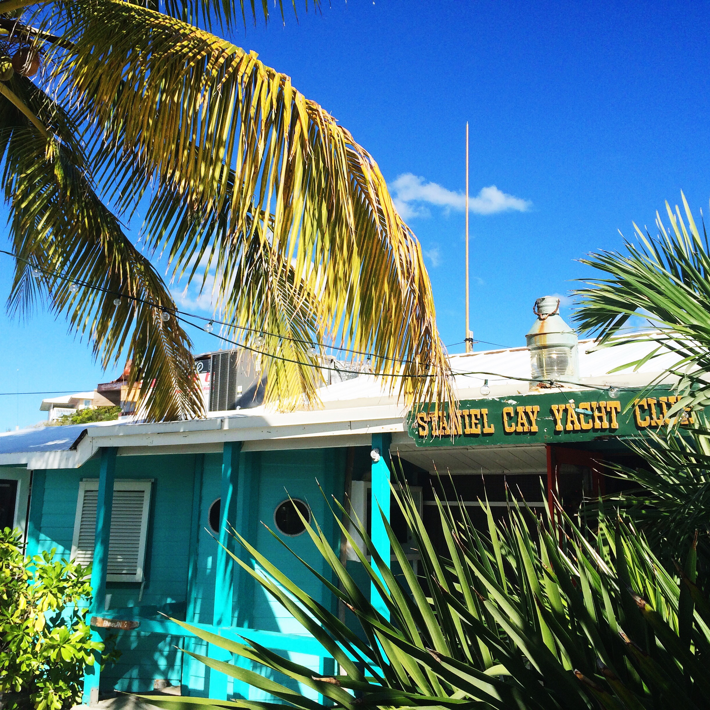 Staniel Cay Yacht Club | Traveling to The Exumas, Bahamas | Guide to Exumas, Bahamas | elanaloo.com