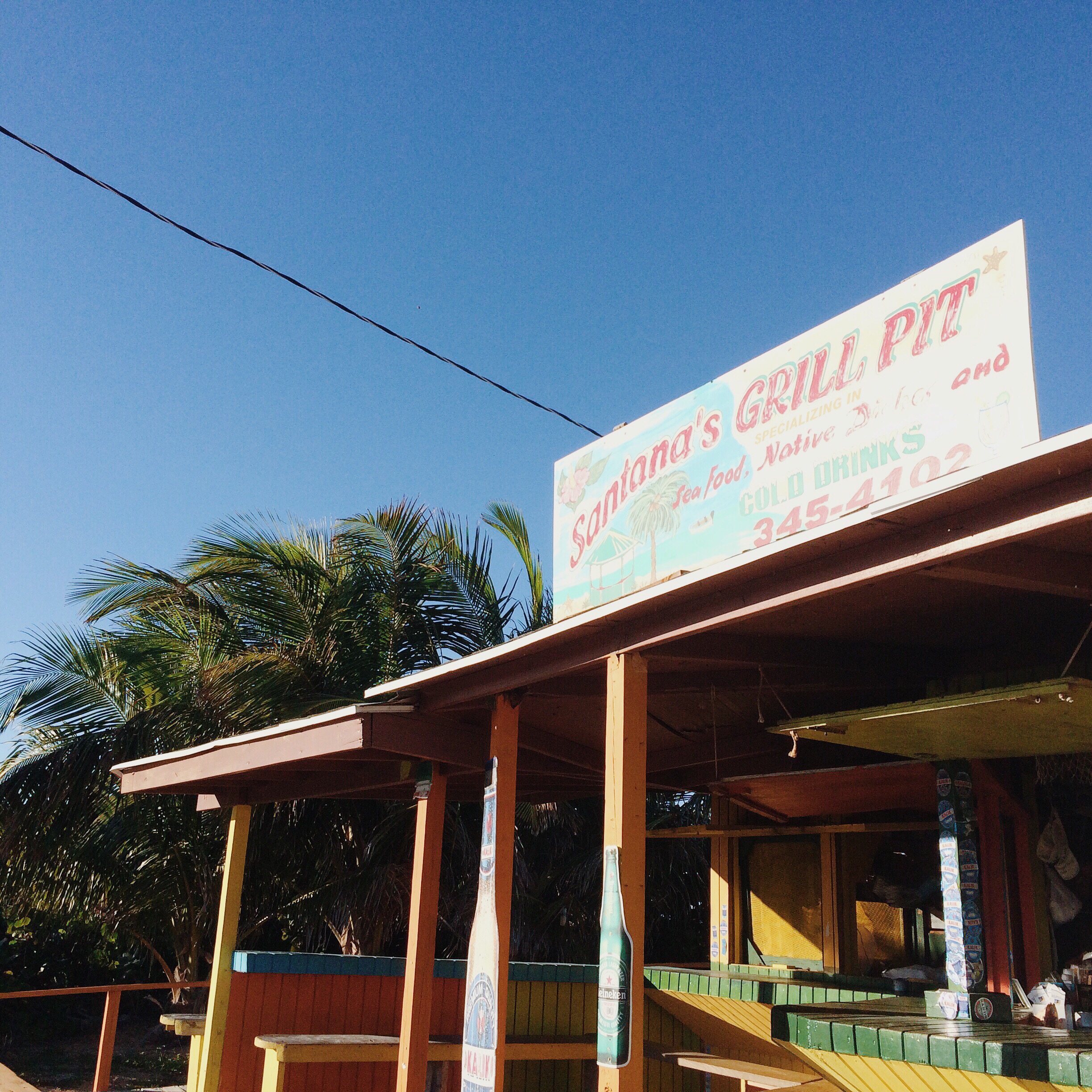 Santana's Grill Pit | Traveling to The Exumas, Bahamas | Guide to Exumas, Bahamas | elanaloo.com