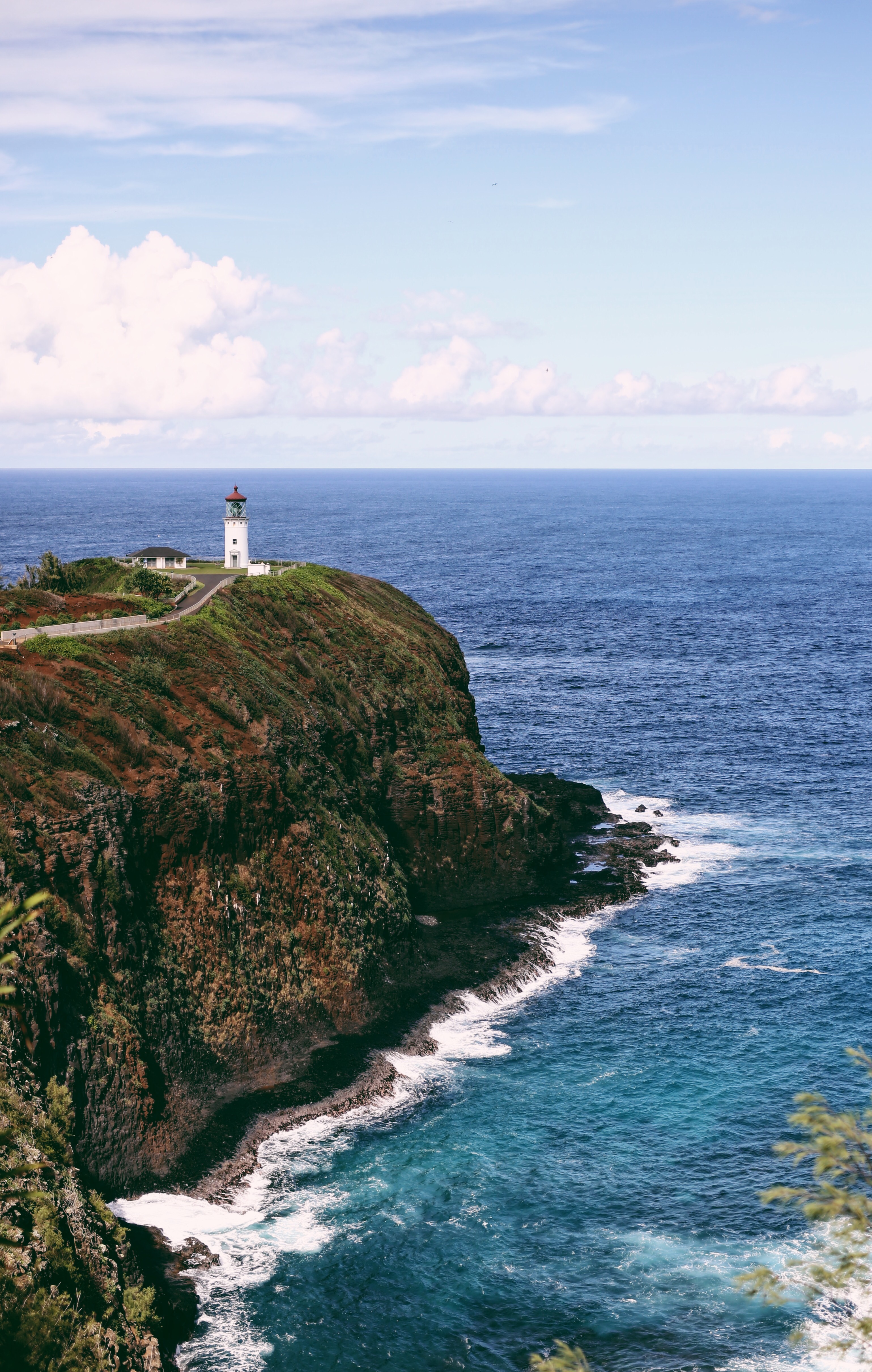 Travel Guide to Kauai, Hawaii | Kilauea Lighthouse | Travel Tips for Kauai | Packing List for Kauai | Helpful Tips for Traveling to Kauai | Kauai Travel Guide | Hawaii Travel Guide | Why You Should Visit Hawaii | Napali Coast Boat Excursion | Activities To Do in Kauai | Best Vacation Places in the World via @elanaloo + elanaloo.com