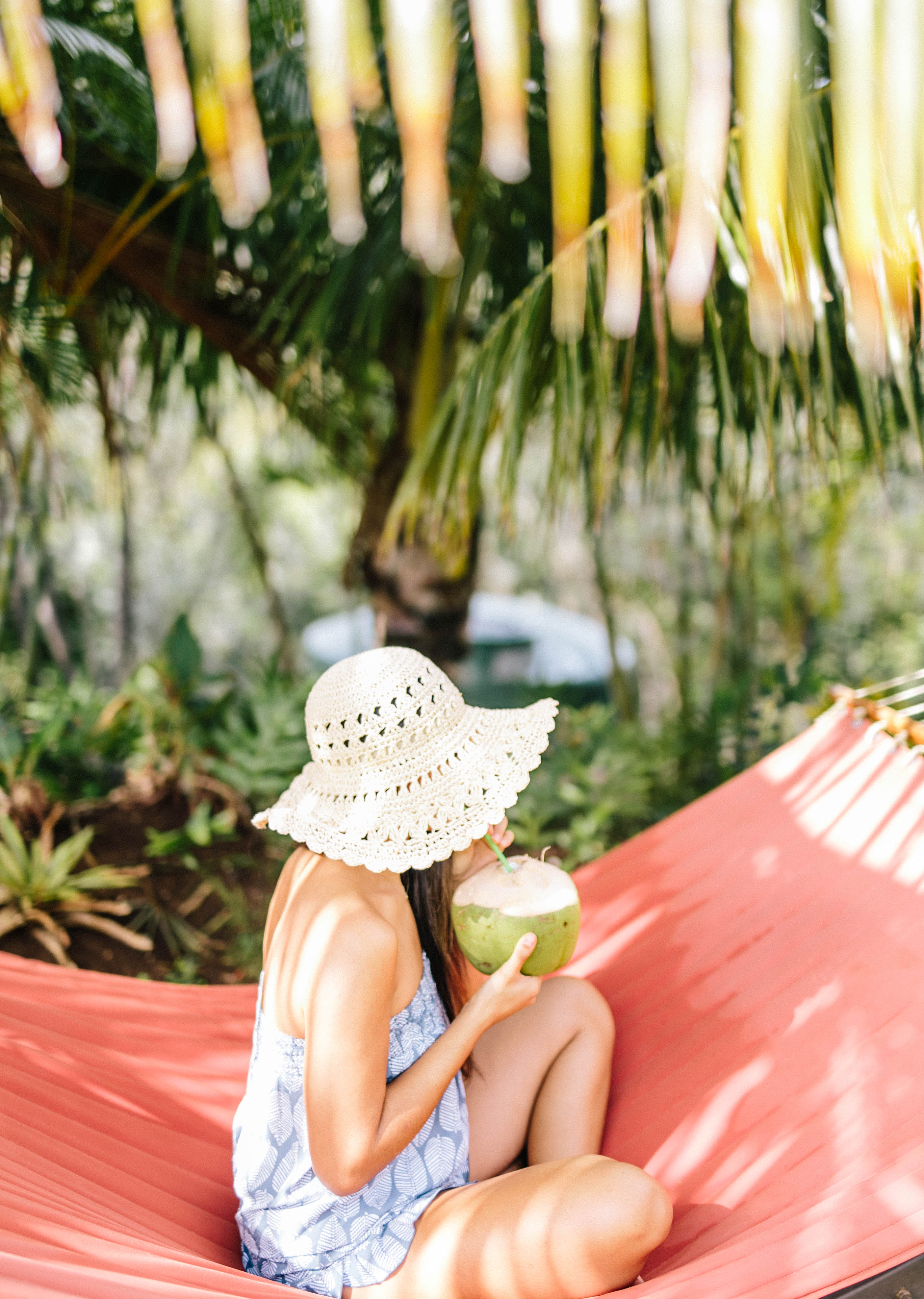 Travel Guide to Kauai, Hawaii | The Palmwood | Travel Tips for Kauai | Packing List for Kauai | Helpful Tips for Traveling to Kauai | Kauai Travel Guide | Hawaii Travel Guide | Why You Should Visit Hawaii | Napali Coast Boat Excursion | Activities To Do in Kauai | Best Vacation Places in the World via @elanaloo + elanaloo.com