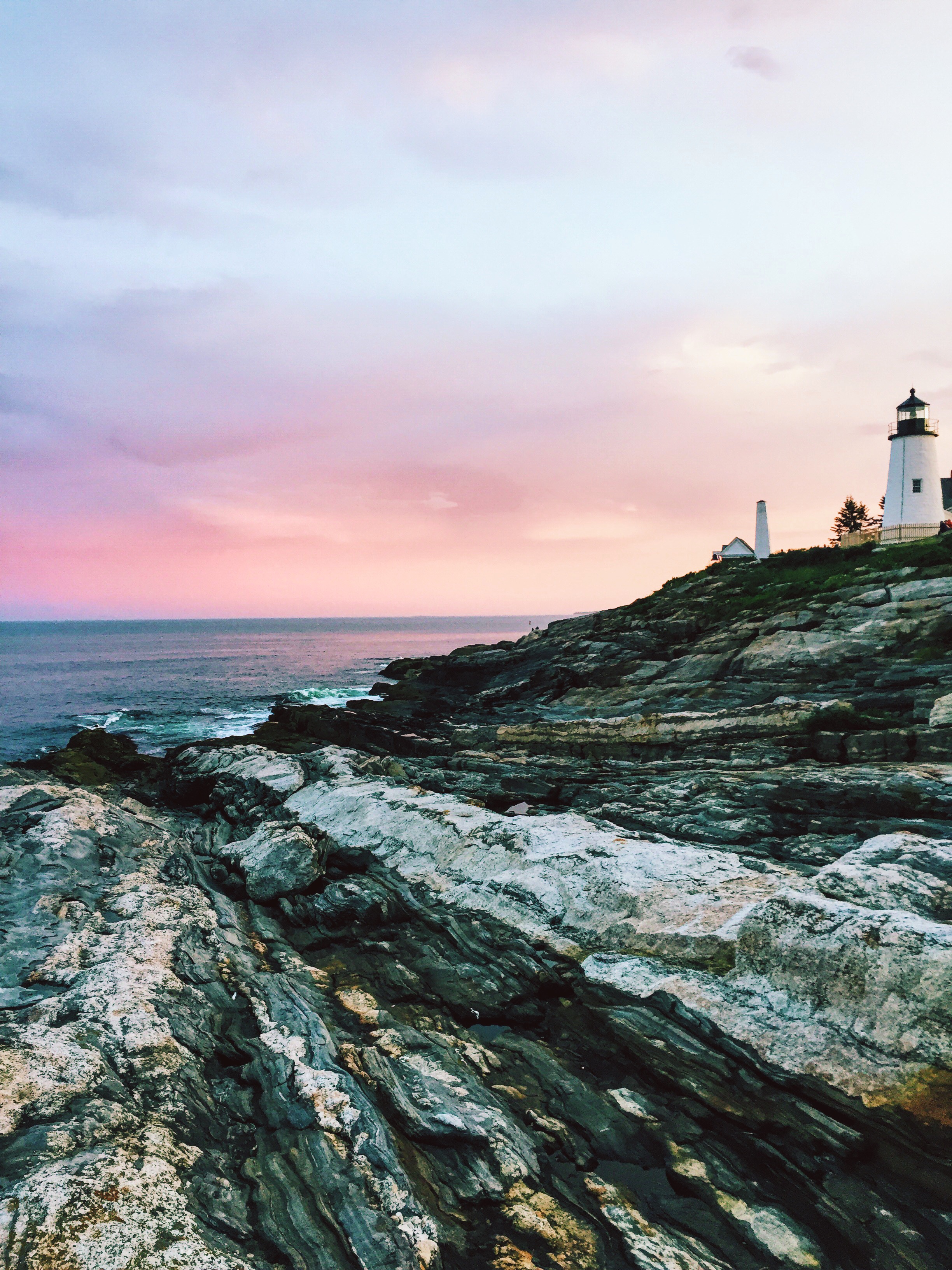 Best Places to Stay in Maine | Best Hotels on the Coast of Maine | Where to stay in the coastal towns of Maine | Travel Guide to the coast of Maine | How to Experience Maine | Camden, Rockport, Rockland, Portland, Kennebunkport, Maine | Best of Maine via Travel Blogger @elanaloo + elanaloo.com